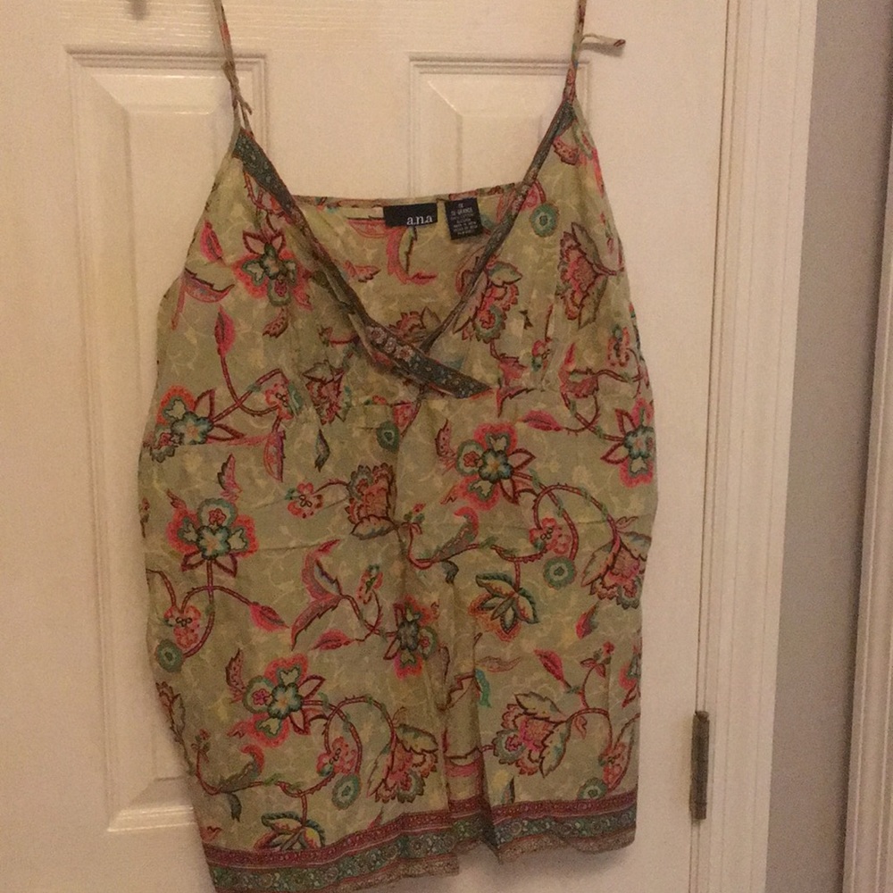 Floral top